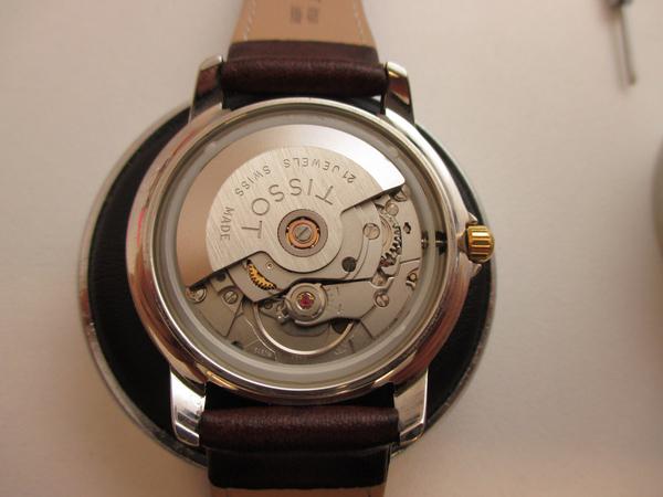 萧邦官方售后电话（萧邦表带过紧）