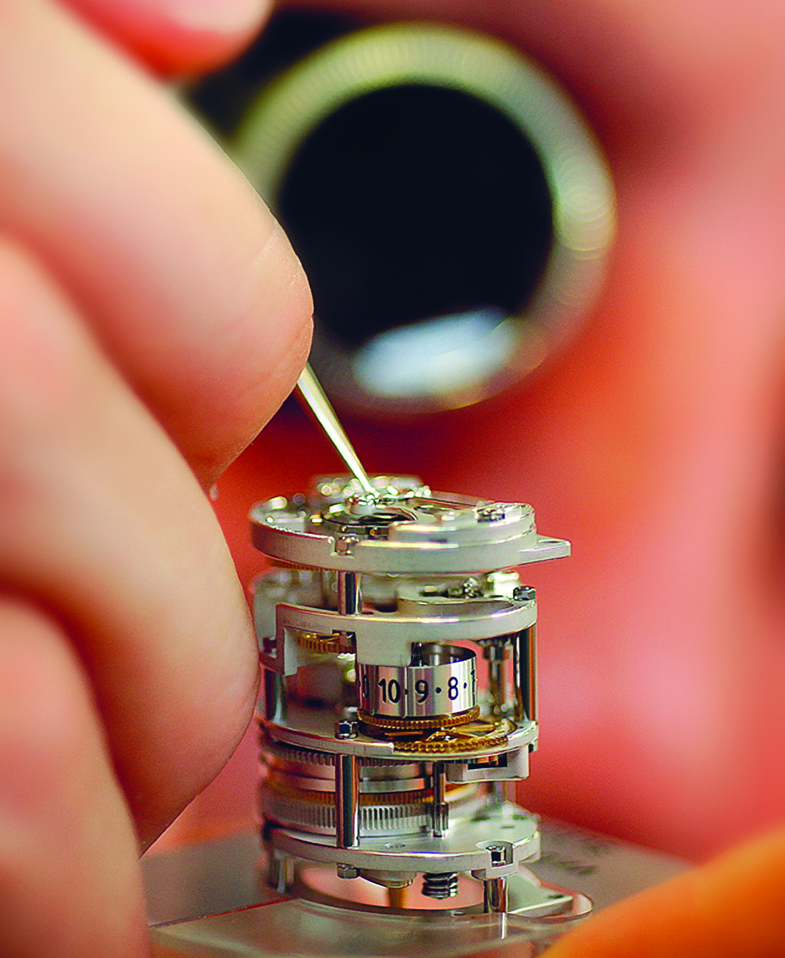 萧邦手表官网售后电话（萧邦如何清洗）