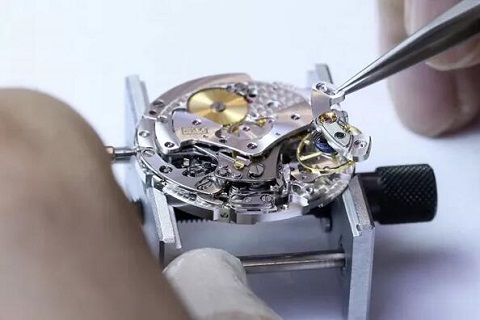 萧邦手表售后服务电话（萧邦高磁环境干扰）